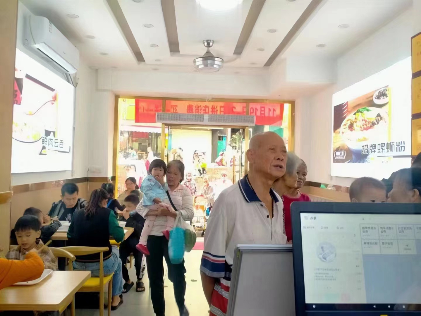 餐饮业小白如何入行做生意，给餐饮小白入行的七点建议