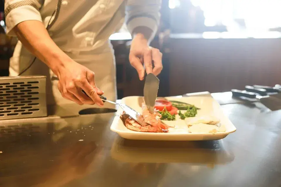 餐饮如何提高服务质量，餐饮前厅控制服务质量的5个方法